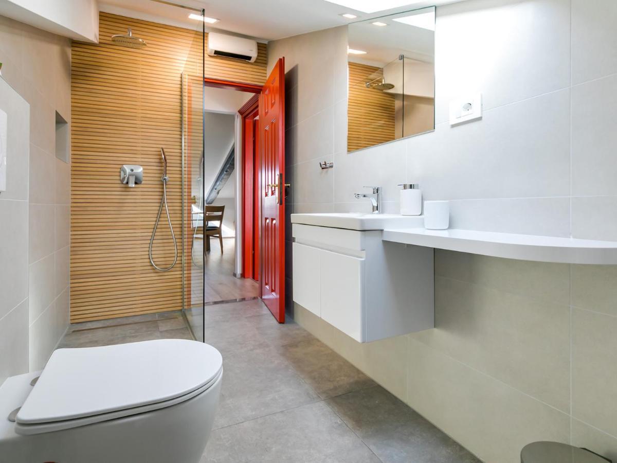 Fantattic Apartment City Center Пореч Екстериор снимка