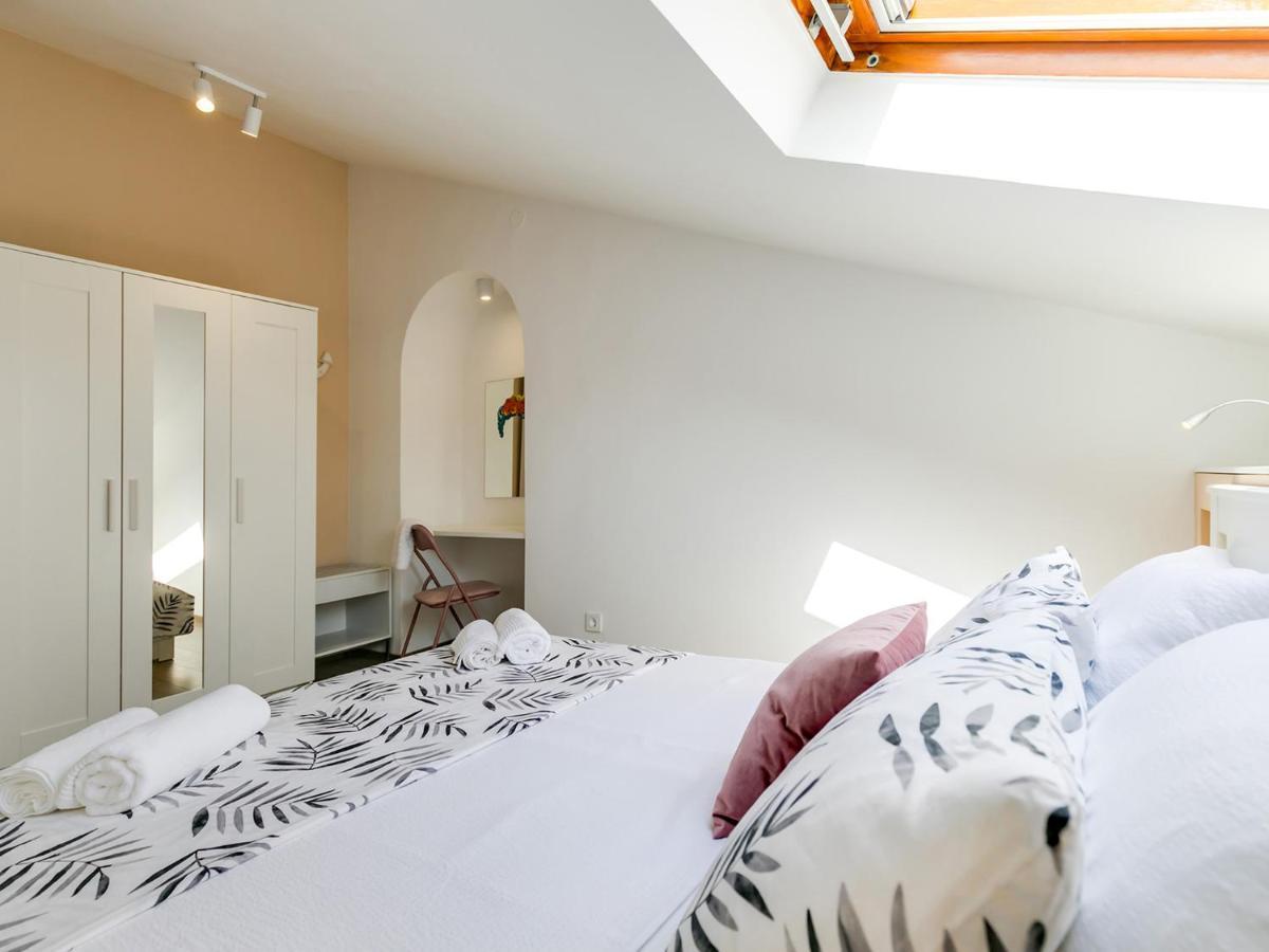 Fantattic Apartment City Center Пореч Екстериор снимка