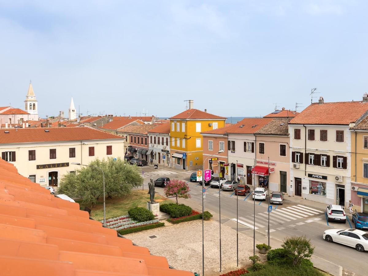 Fantattic Apartment City Center Пореч Екстериор снимка